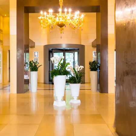 Grand Bristol Resort, By R Collection Hotell 5*