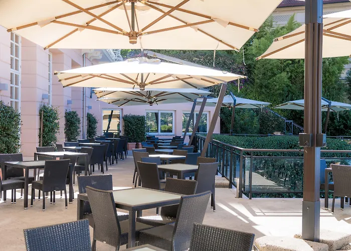 Grand Bristol Resort, By R Collection Ραπάλο