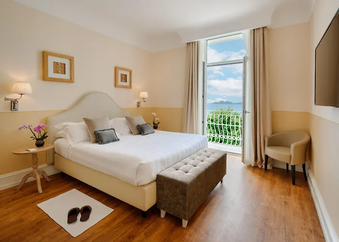 Grand Bristol Resort, By R Collection 5* Ραπάλο