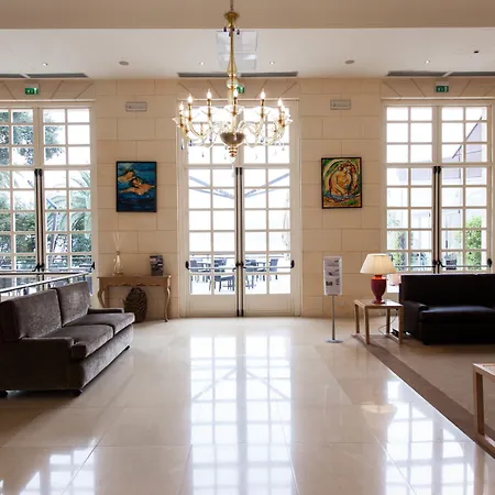 Grand Bristol Resort, By R Collection ראפאלו