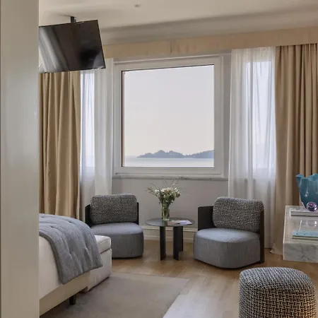 Hotel Grand Bristol Resort, By R Collection