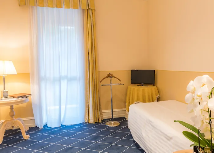 Hotel Grand Bristol Resort, By R Collection 5*