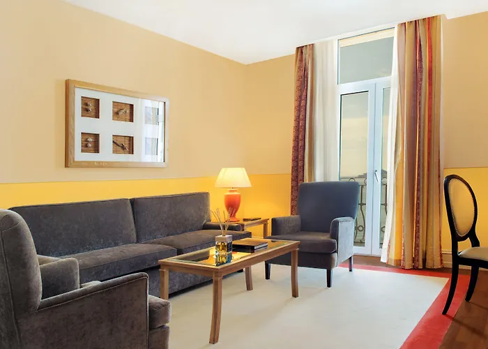 Hotel Grand Bristol Resort, By R Collection