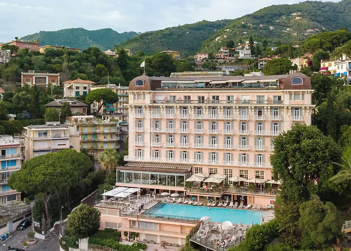 Grand Bristol Resort, By R Collection Hotel 5*